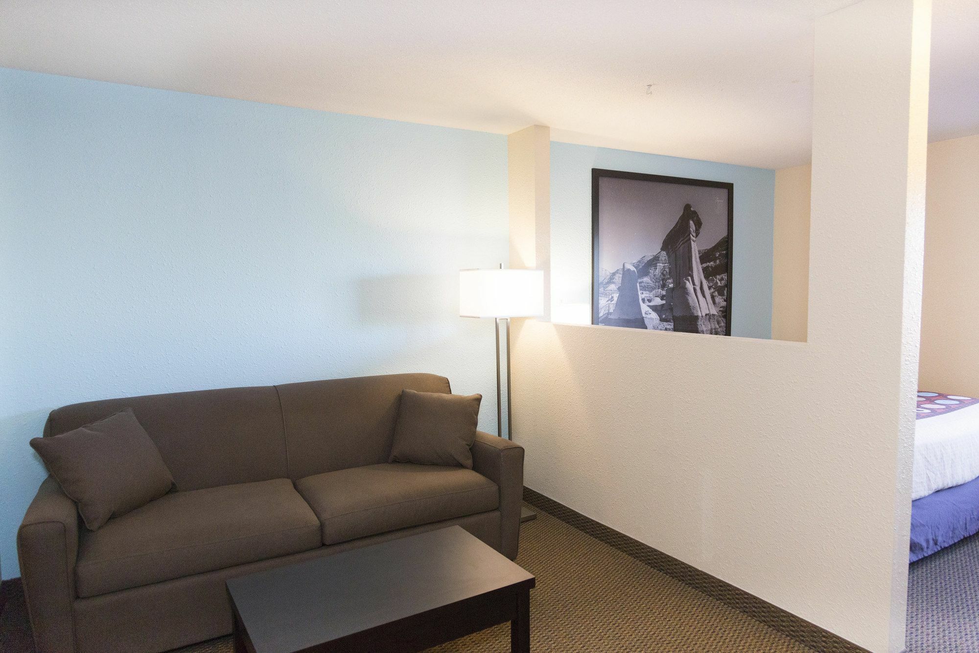 Super 8 By Wyndham Strathmore Buitenkant foto